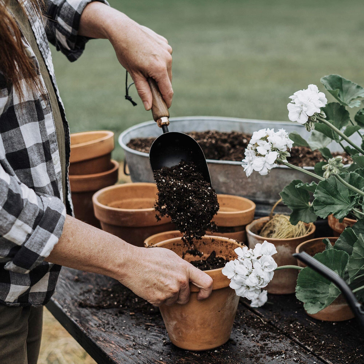 Barebones Backyard Gardener Set 2.0